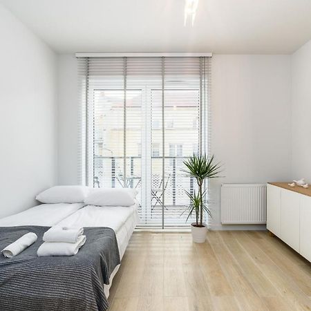 Apartments Poznan Fabryczna By Renters 외부 사진