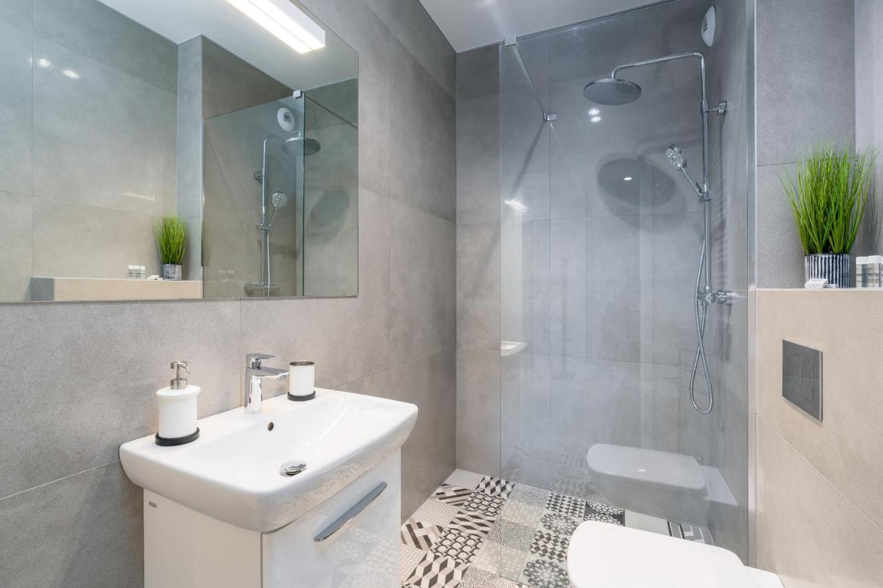 Apartments Poznan Fabryczna By Renters 외부 사진